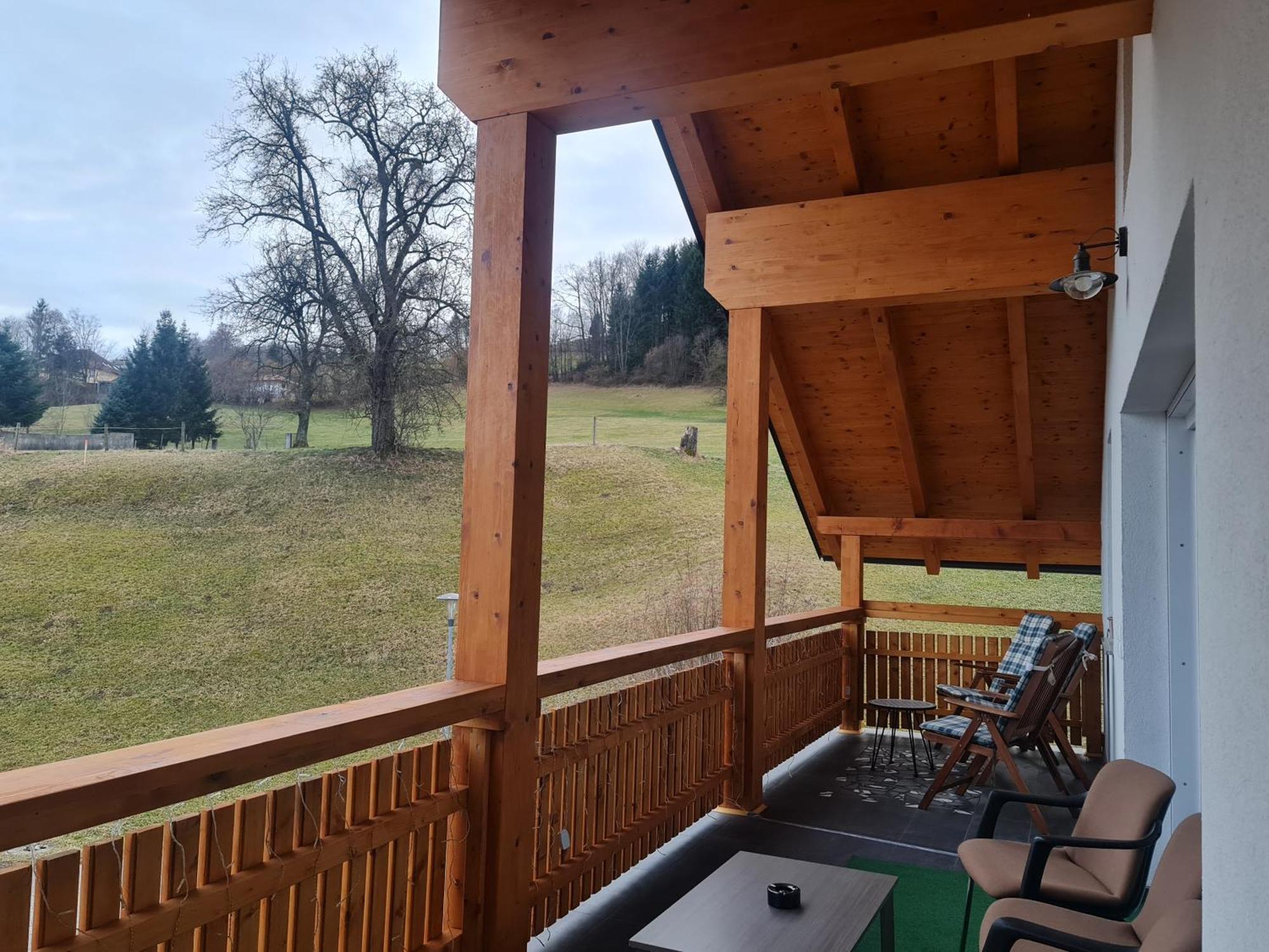 Ferienwohnung Traisen Has Exterior foto